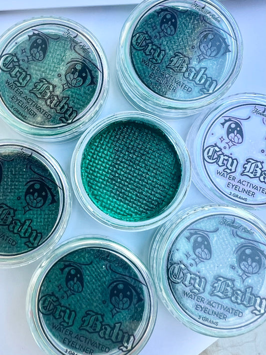 GARDEN OF EDEN - PEARL CryBaby Aqua Liner