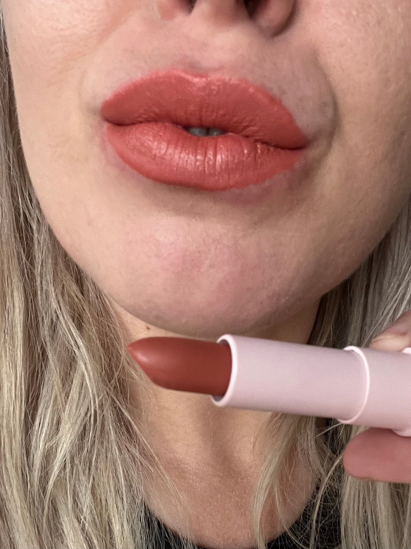 JEANNIE BAMBINI - Traditional Cream Velvet lipstick