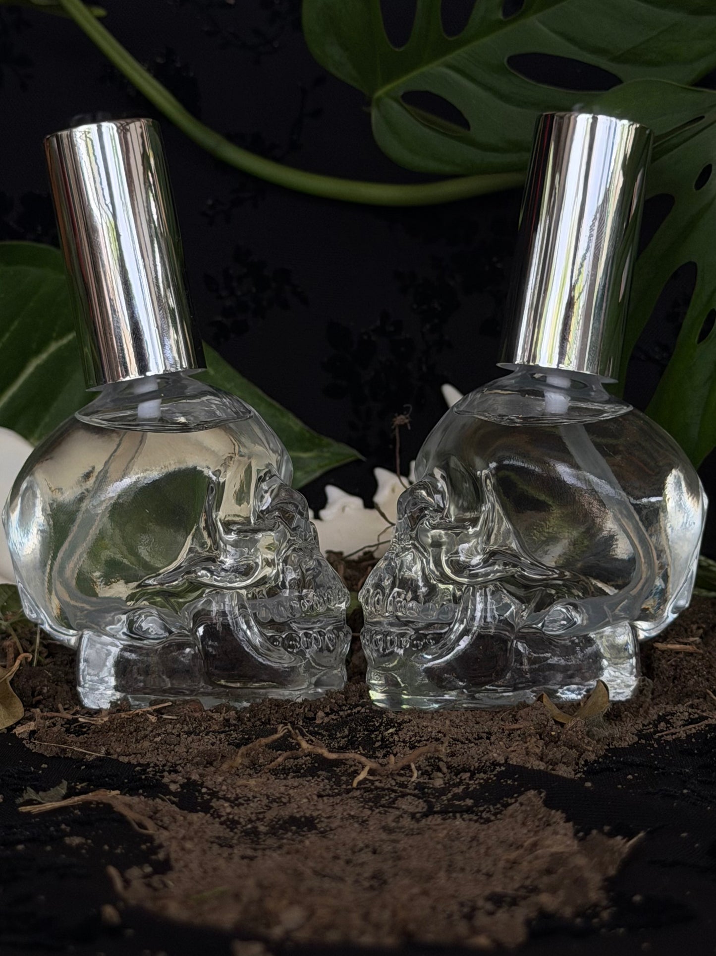 DEAD & BURIED - Mother of Hades Skull Perfume
