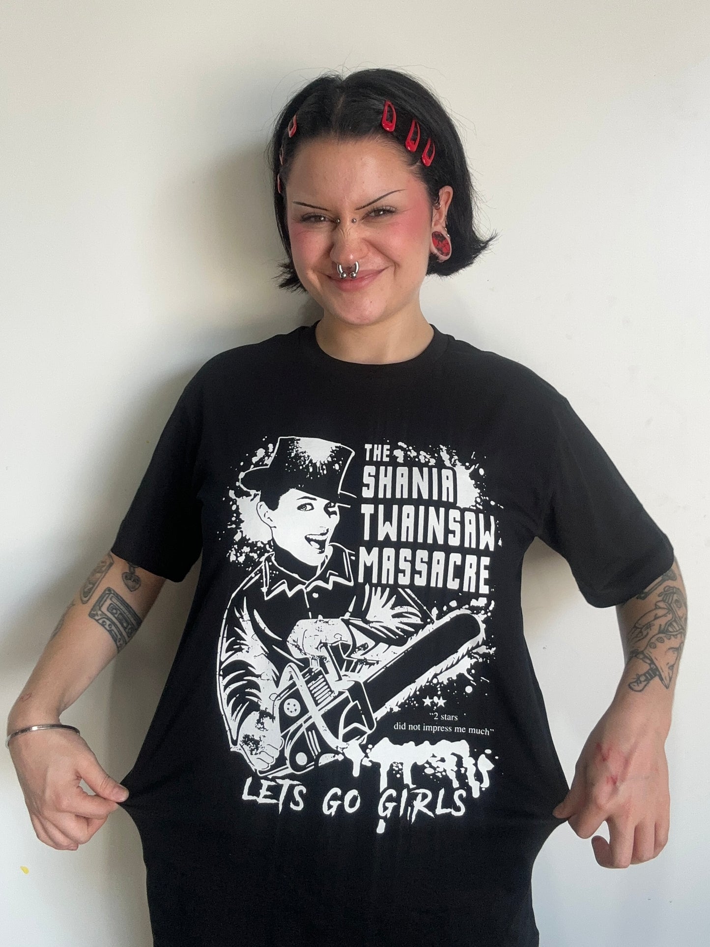 SHANIA TWAINSAW MASSACRE - Horror T-Shirt