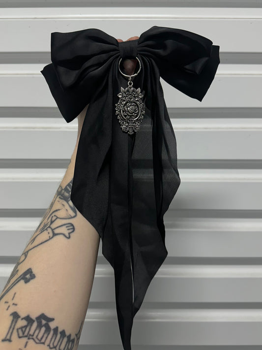 ETERNAL ROSE - Mother of Hades NIGHT GARDEN Hair Bow