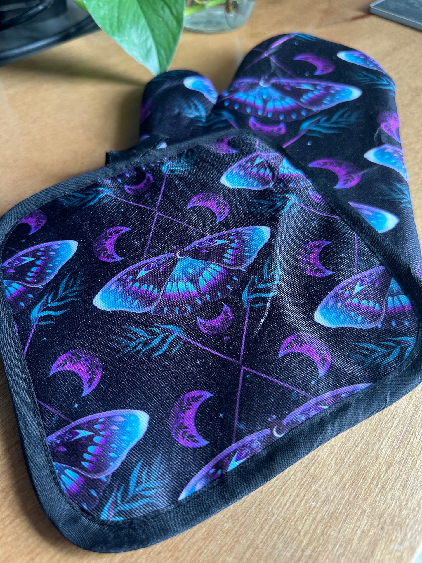 LA BELLA VIOLA - Oven Mitt Set