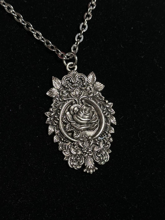ETERNAL ROSE - Mother of Hades NIGHT GARDEN Necklace