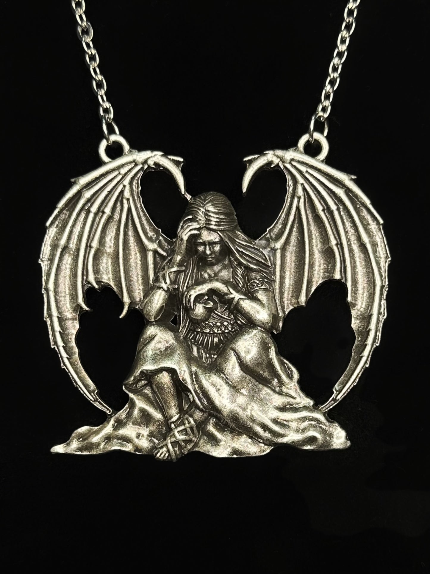 LILITH - Mother of Hades X Vampire Freaks pt. ii Cast Necklace