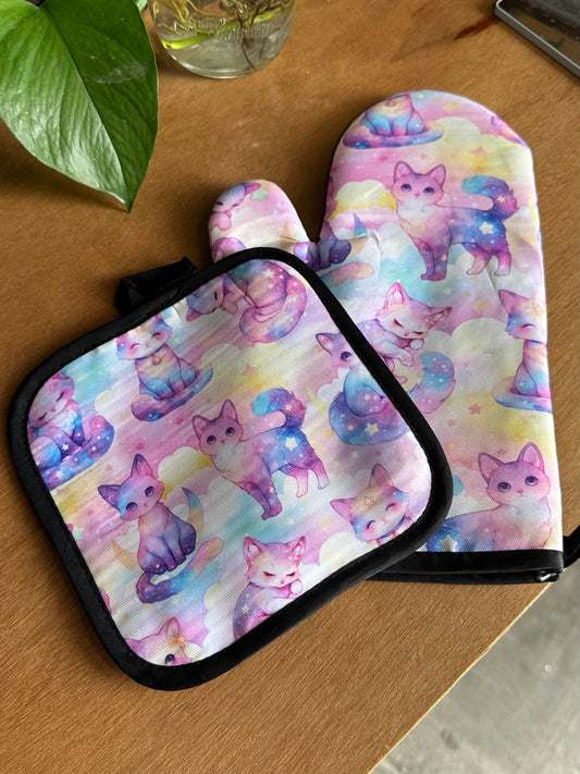 CELESTIAL CAT - Oven Mitt Set