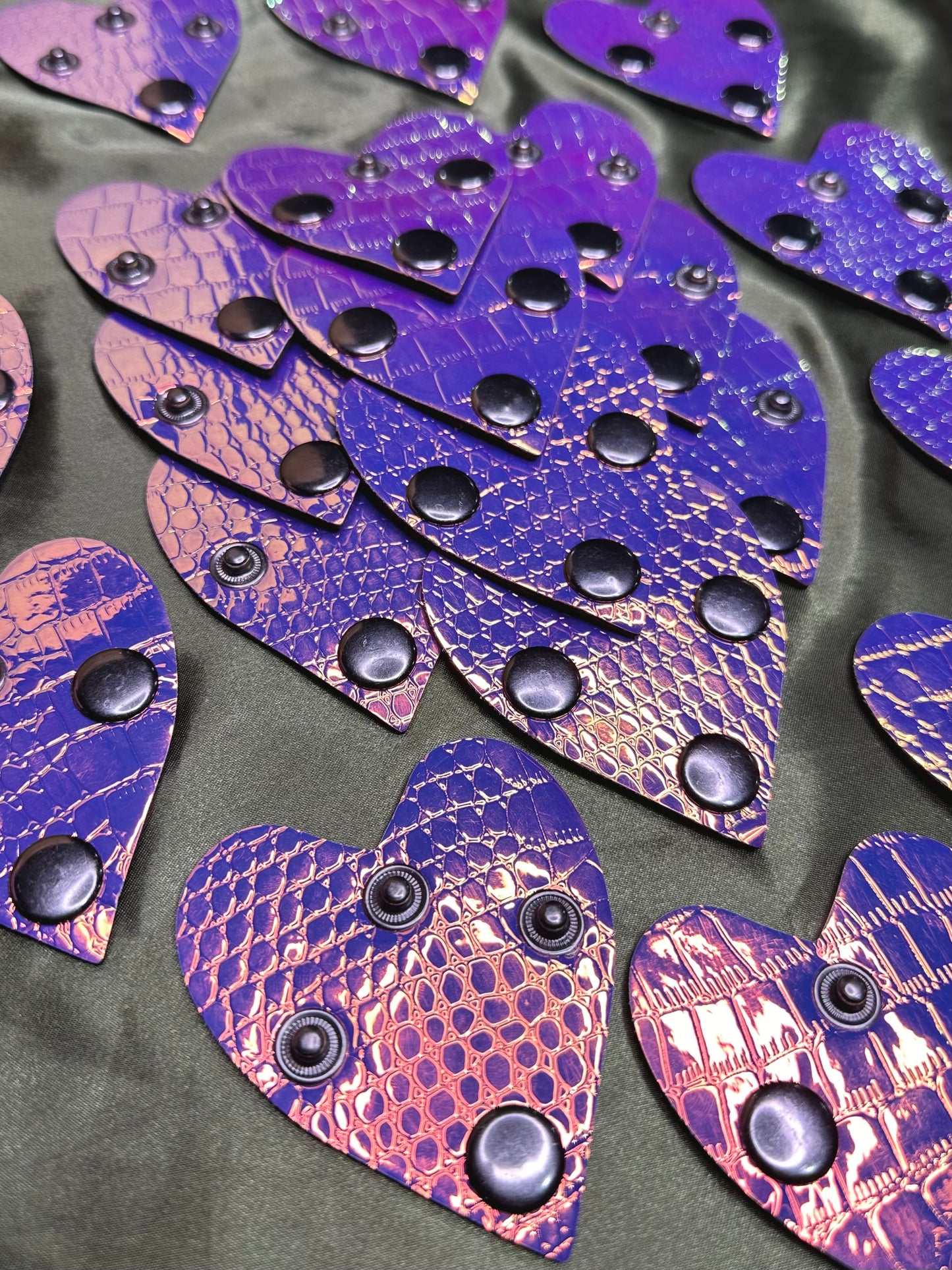 SNAP DRAGON SCALES - Purple/pink Versa-tiles